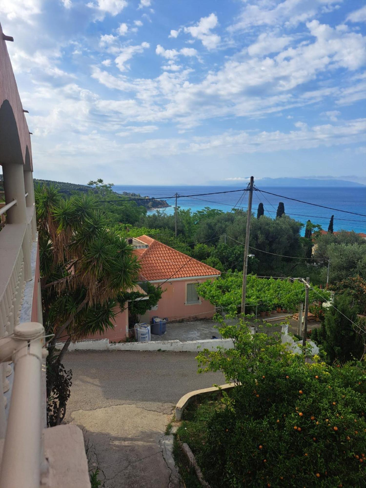 Marinos Studios At Lourdata Village Exterior photo