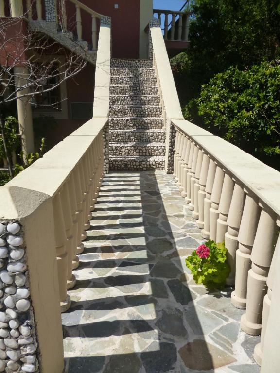 Marinos Studios At Lourdata Village Exterior photo